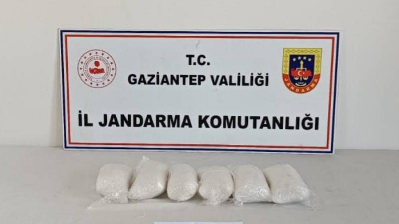 Gaziantep'te otobüsün bagajında uyuşturucu ele geçirildi!