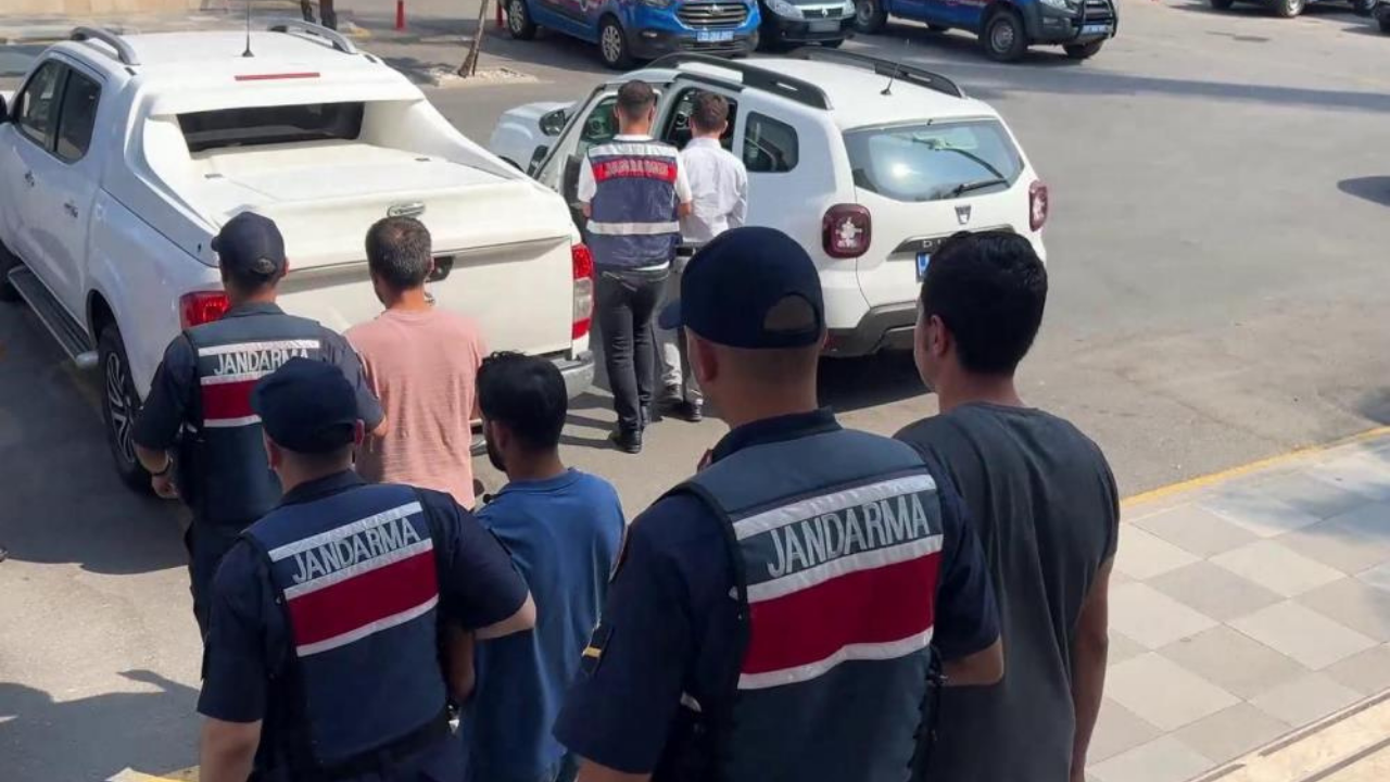 Diyarbakır ve Mersin’de eş zamanlı operasyon, gözaltılar var!