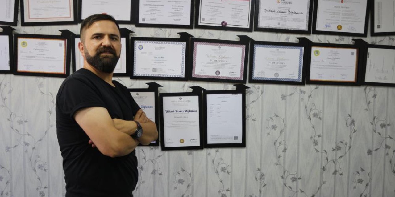 Diyarbakır'da 17 yıllık üniversite eğitimine 26 diploma sığdırdı
