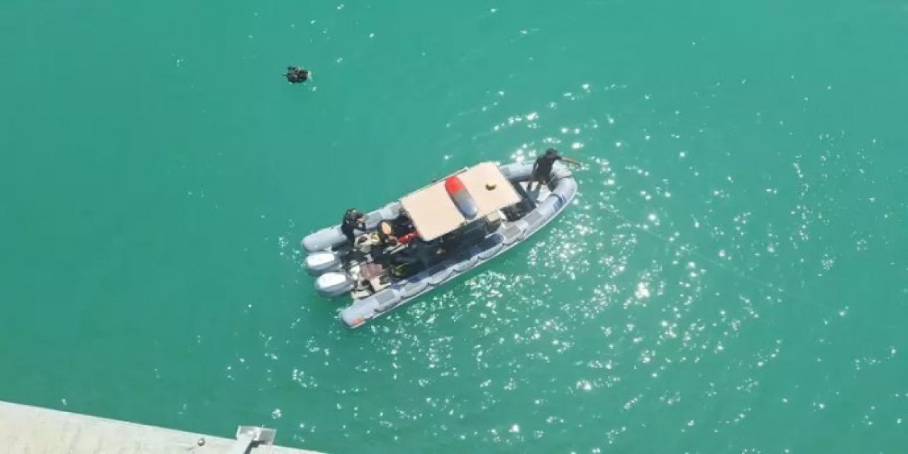 Göle düşen otomobildeki 4 kişi yaşamını yitirdi
