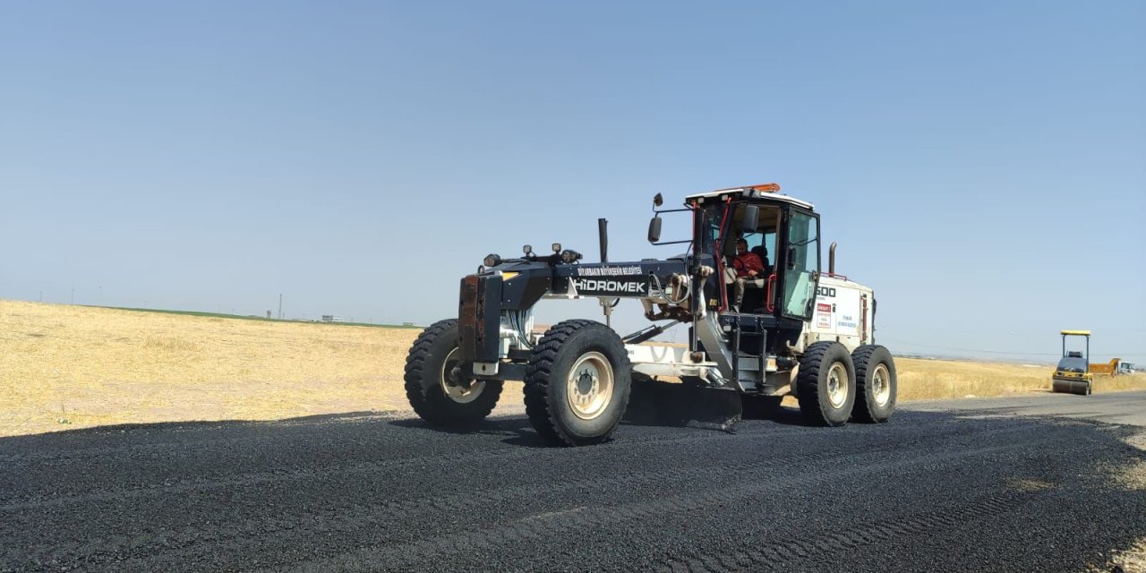 Diyarbakır’ın kırsal mahallelerinde yollar yenileniyor