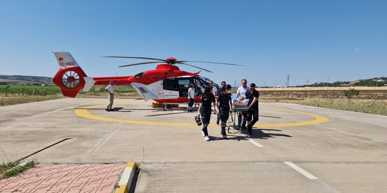 Diyarbakır'da ambulans helikopter, 79 yaşındaki hasta için havalandı