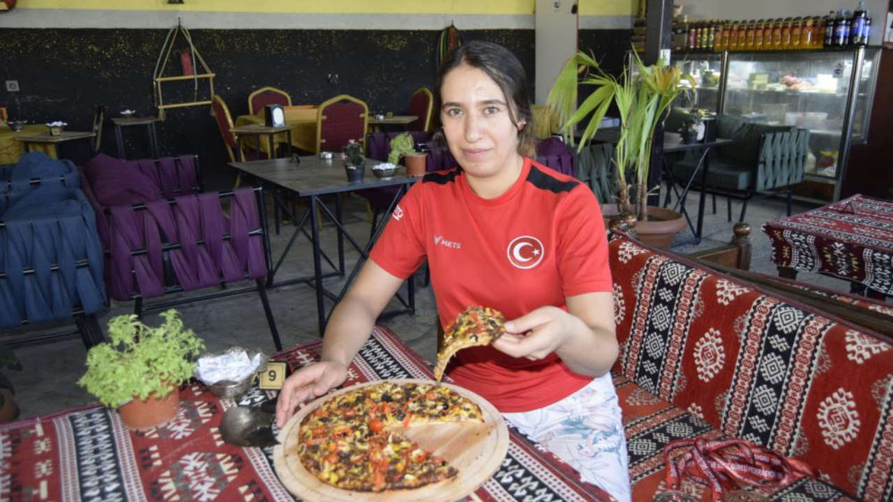 Diyarbakırlı şampiyondan "Pirano" pizza