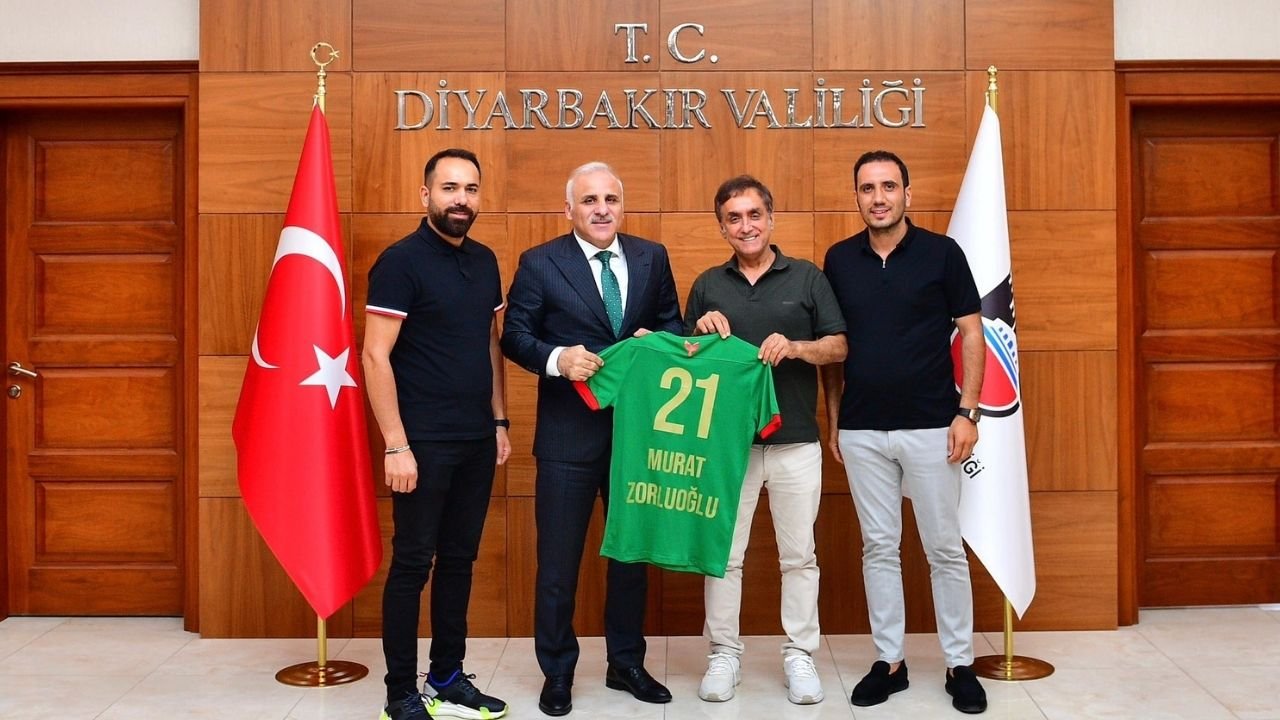 Vali Zorluoğlu, Amedspor’u kabul etti