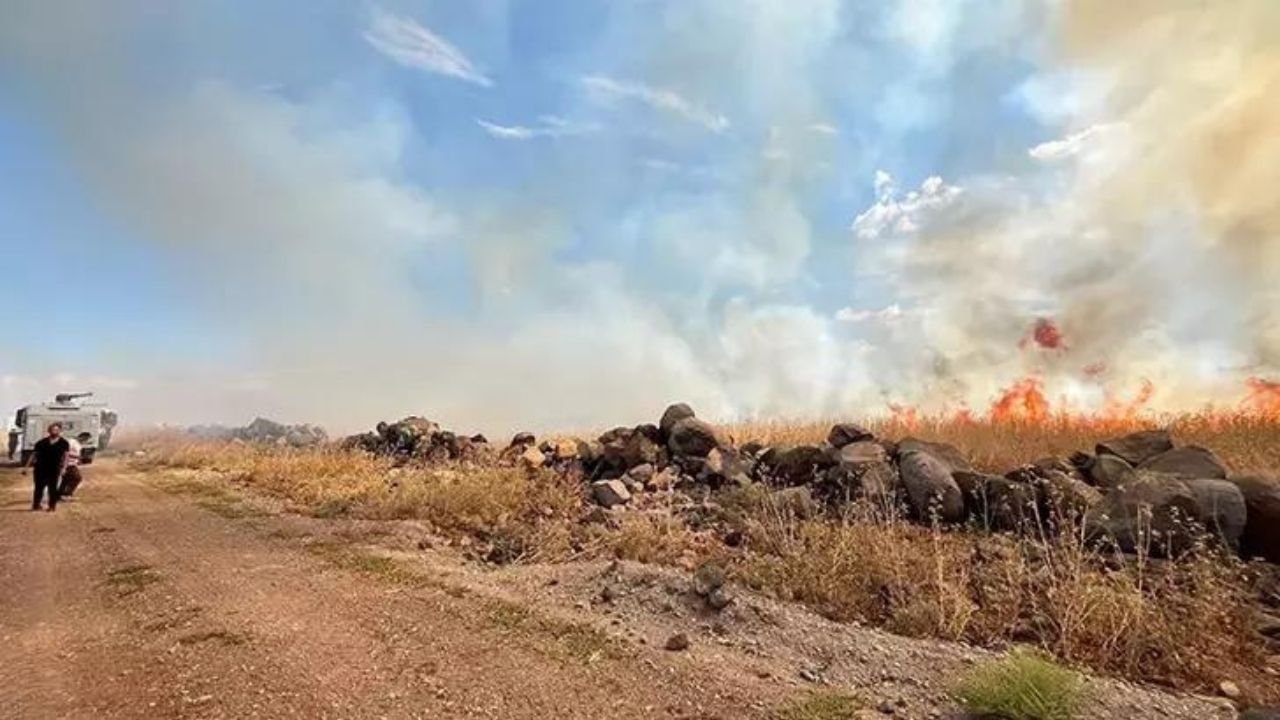 Diyarbakır’da yangının tehdit ettiği evlere TOMA konuşlandırıldı