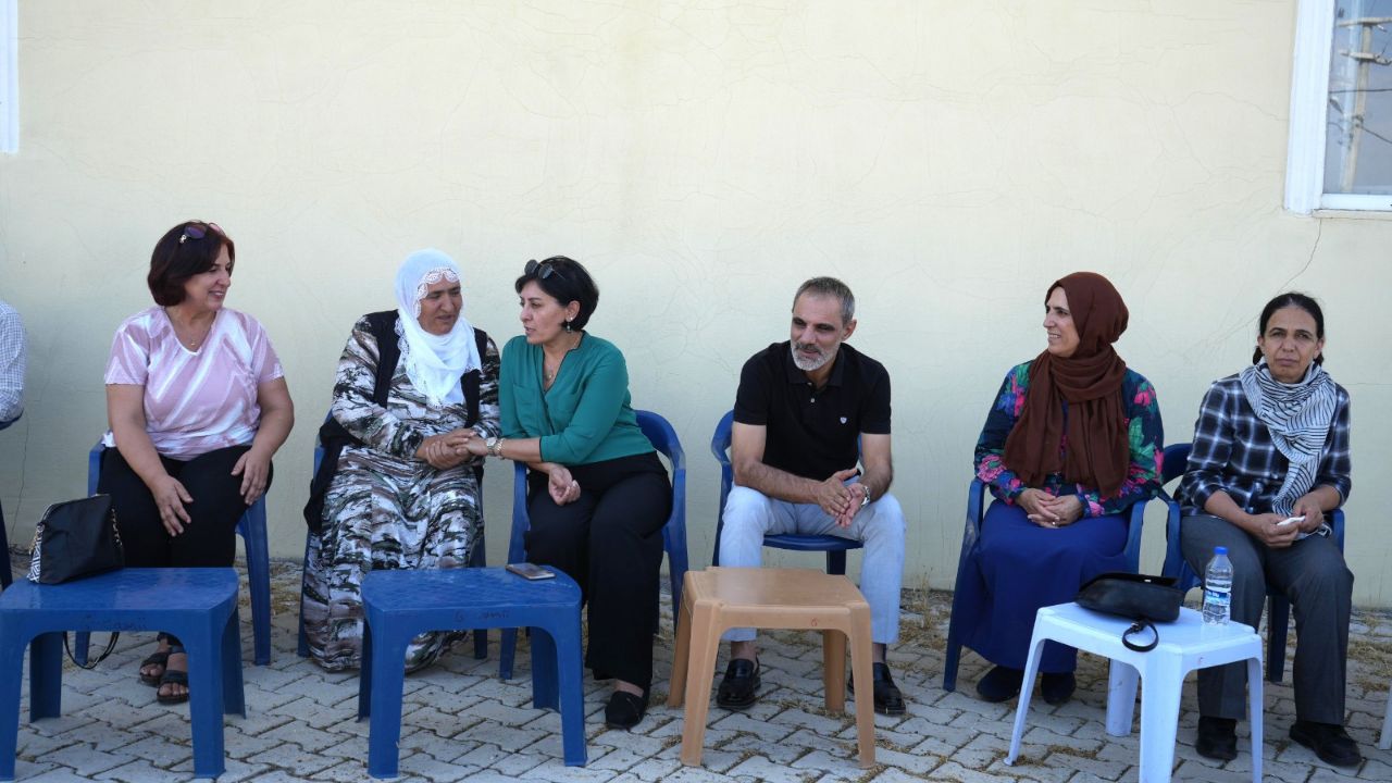 Diyarbakır’da Eş Başkanlardan kırsal mahallelere özel ziyaretler