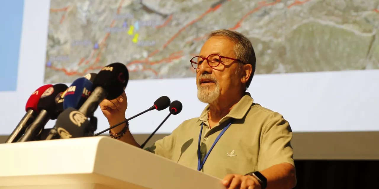 Naci Görür'den deprem uyarısı: Bardağı taşıran son damla...