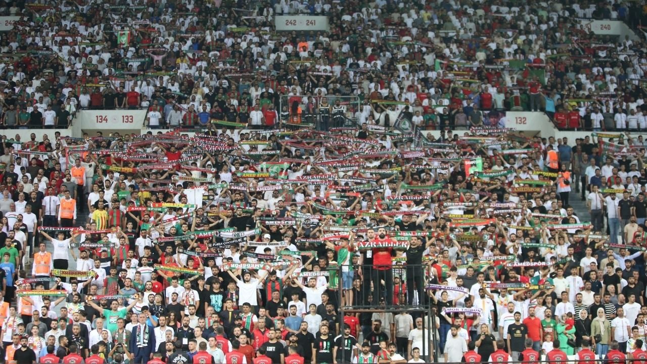 Amedspor-İstanbulspor maçı ilklere sahne oldu