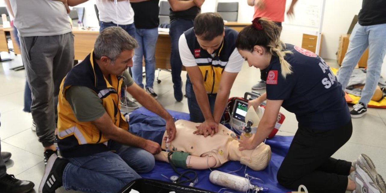 Diyarbakır’da sağlık çalışanlarına İLYAD eğitimi verildi