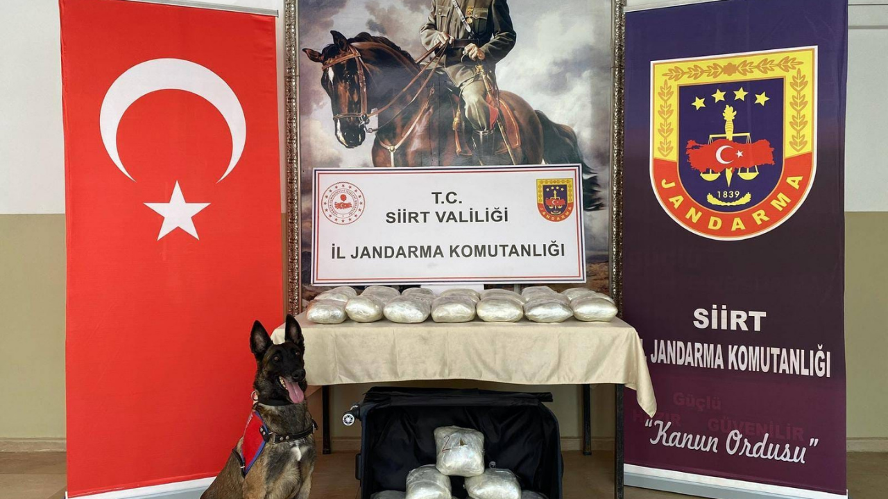 Emanet bavulda 40 kilogram uyuşturucu bulundu