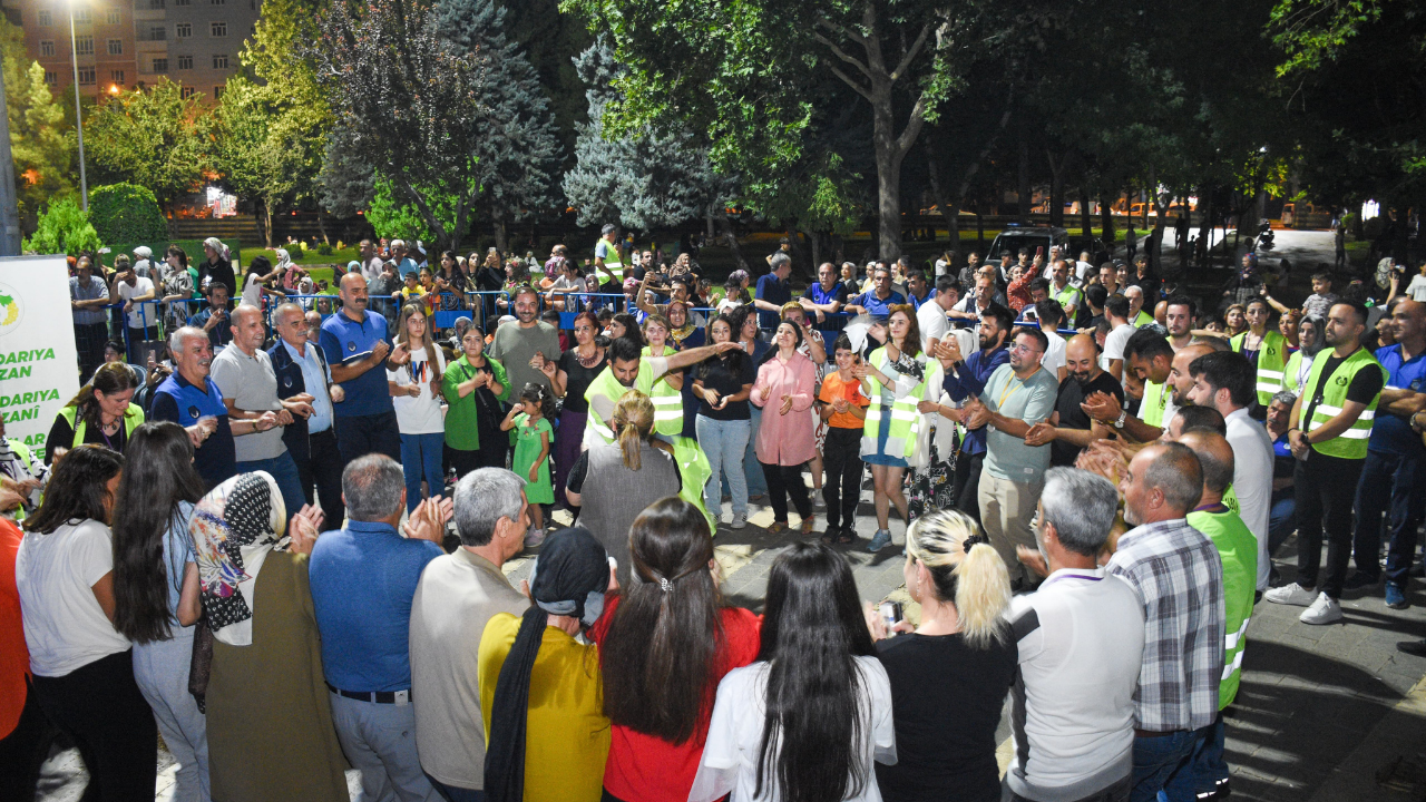 Diyarbakır’da coşkulu halk buluşması