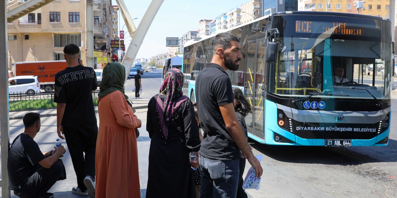 Diyarbakır’ın iki ilçesinde otobüs seferleri arttırıldı