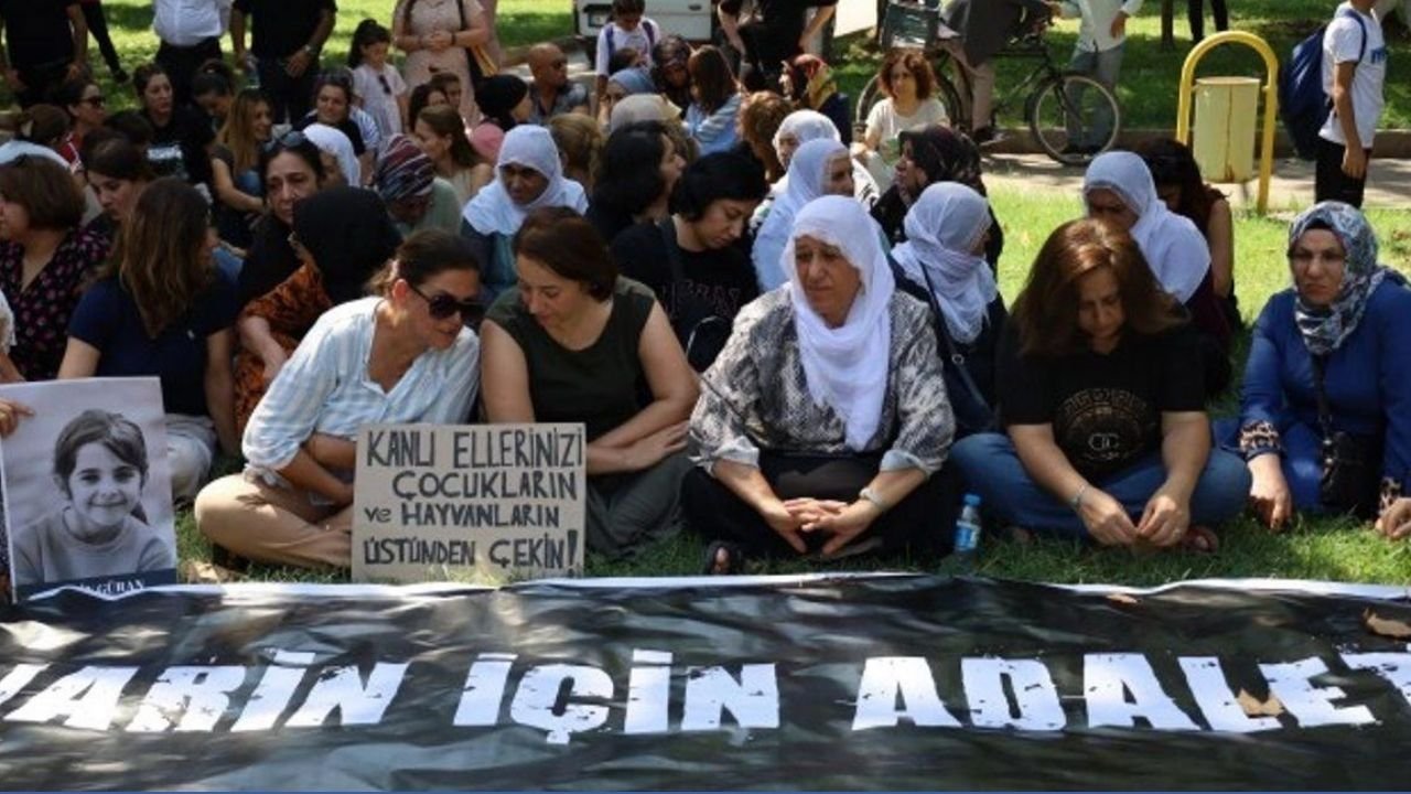 Diyarbakır’da kadınlar Narin Güran için taziye çadırı kurdu