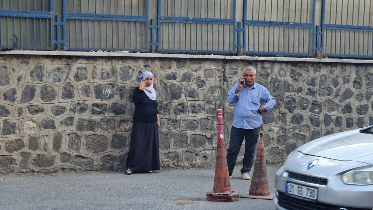 Diyarbakır’da 2 kayıp haberi: Berfin ve Esranur’dan haber alınamıyor