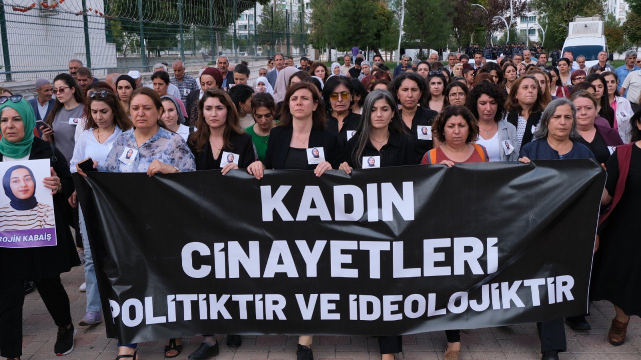 Diyarbakır’da kadınlar Rojin için yürüdü