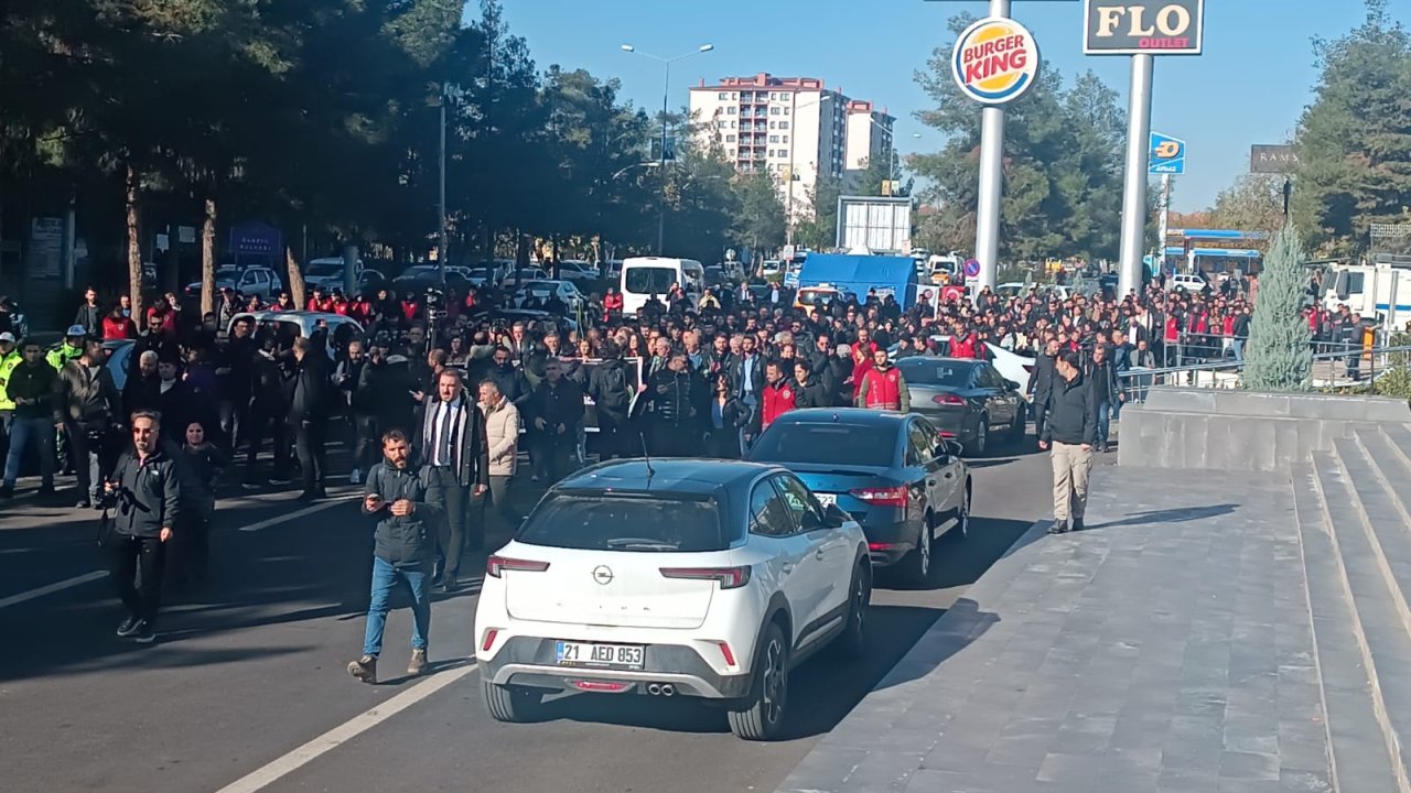 Katledilişinin 9'uncu yıl dönümü | Tahir Elçi,  Diyarbakır’da anılıyor