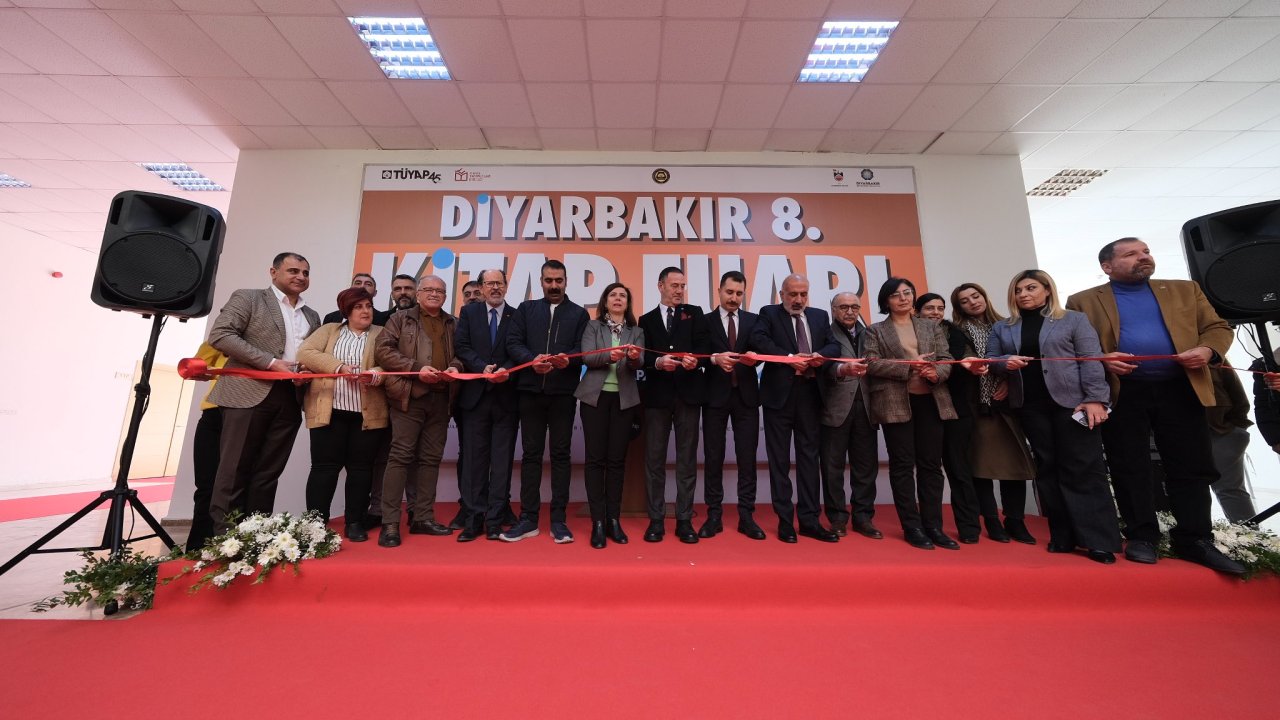 Diyarbakır 8. Kitap Fuarı kapılarını açtı