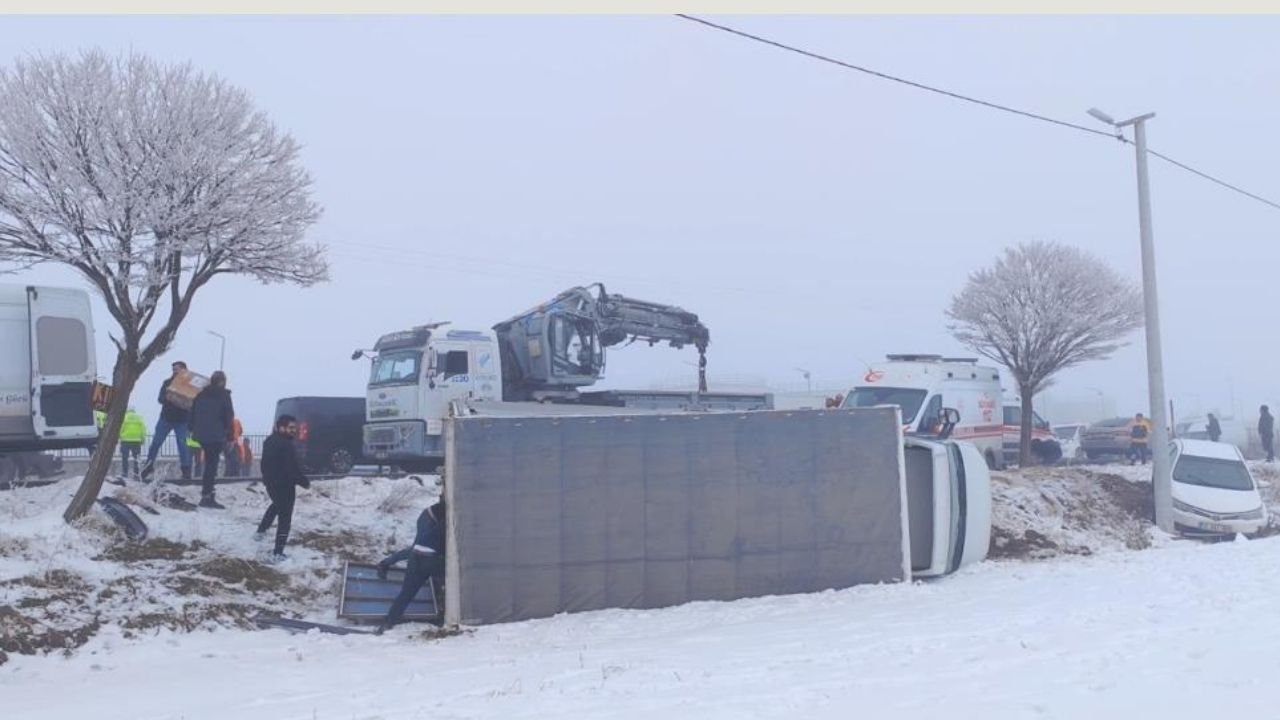 Bitlis’te 20 aracın karıştığı kaza havadan görüntülendi