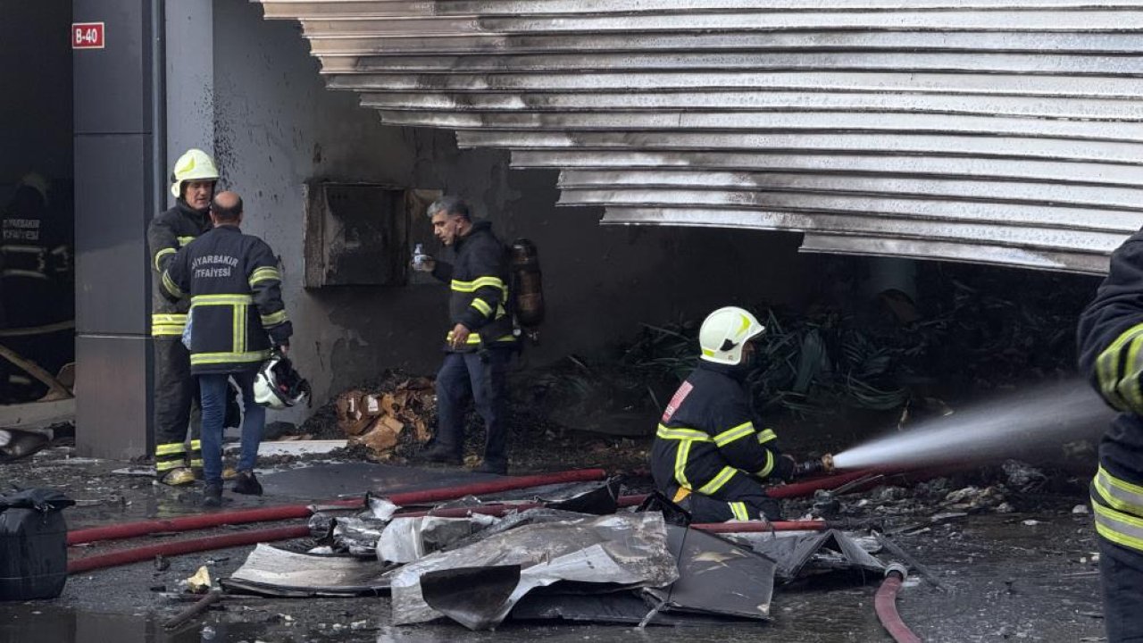 Diyarbakır’da oto sanayide korkutan yangın