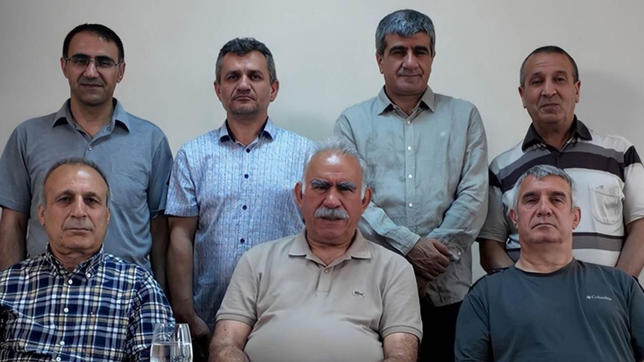 Öcalan ile aynı karede kimler yer alıyor?