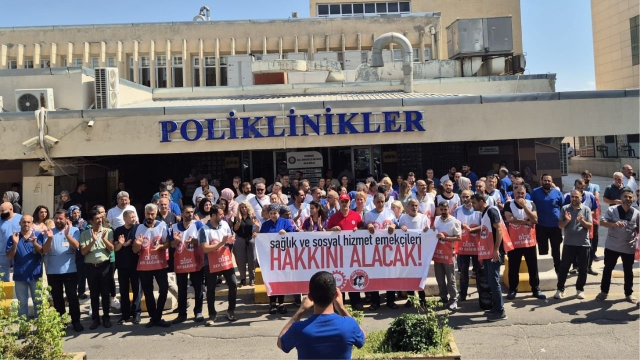 Dicle Üniversitesi çalışanlarından maaş farkları ve taksitlendirmeye tepki!