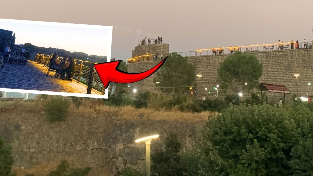 Diyarbakır'da tepki çeken uygulama; Surların üstü kafe yapıldı