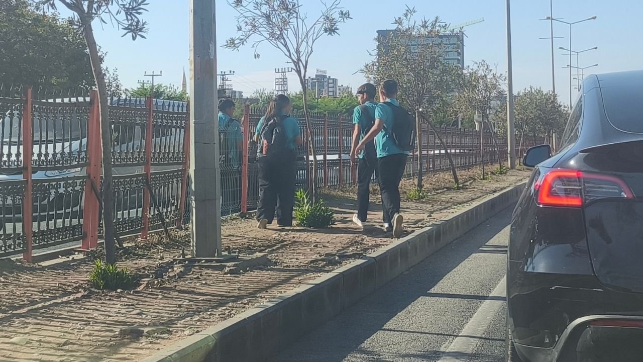 Yer Diyarbakır; Okul yolu tehlike dolu