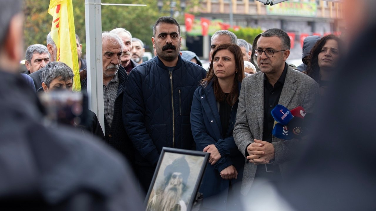 Diyarbakır’da dikkat çeken Seyit Rıza anması; Diz çökmedik!