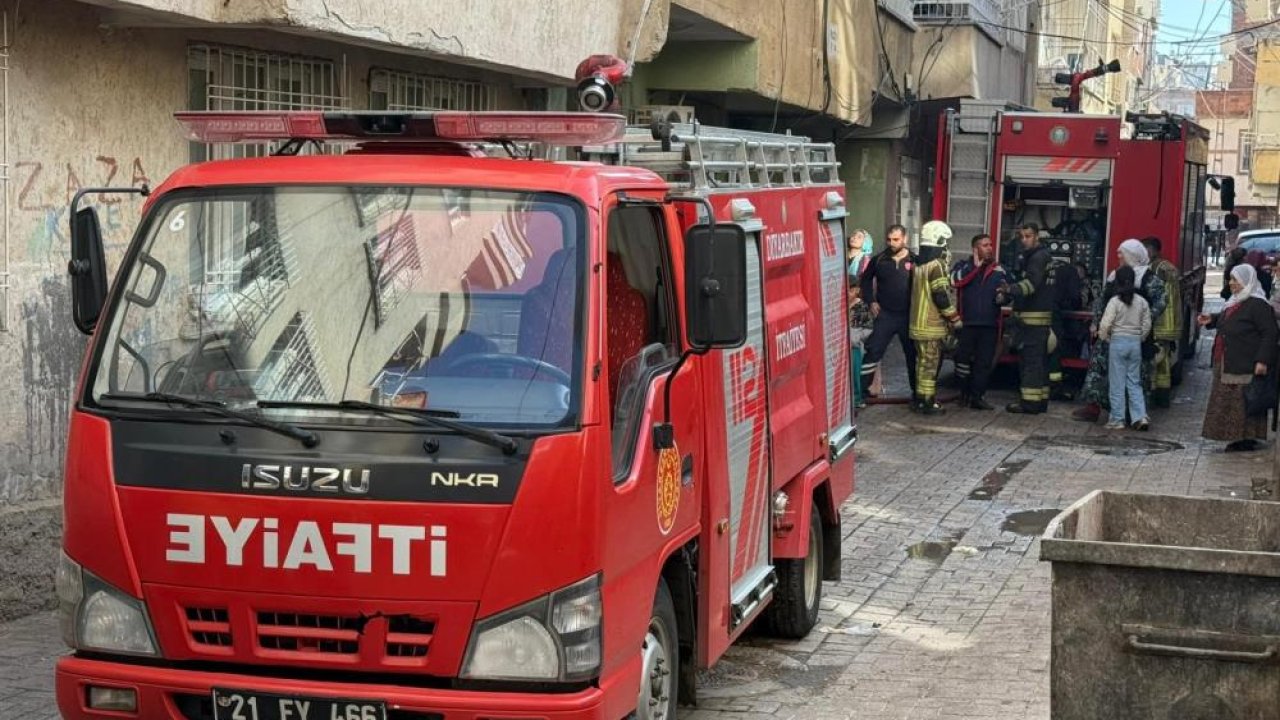 Diyarbakır'da yangın: 13 kişi dumandan etkilendi