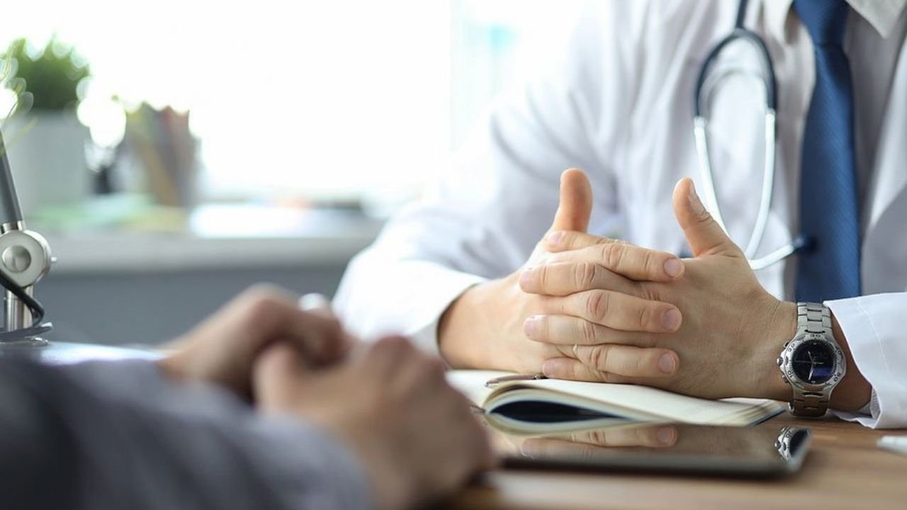 Veysi Ülgen​​​​​​​ yazdı; Cahil olma hafifliğiyle koşuyordu