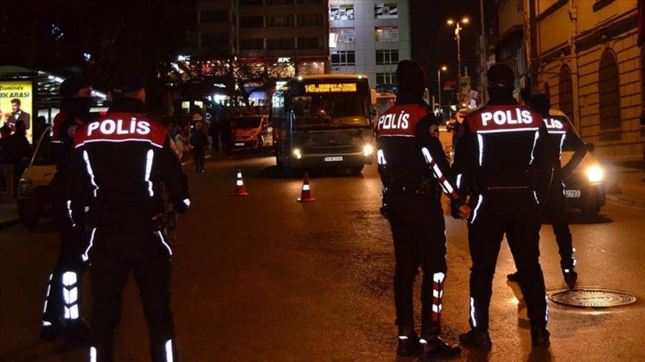 Diyarbakır'da hareketli saatler; Polise ateş açıldı