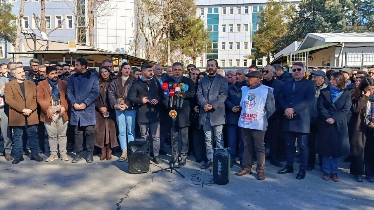 Diyarbakır’daki hukuk örgütlerinden Suriye açıklaması: Barış tehdit altında!
