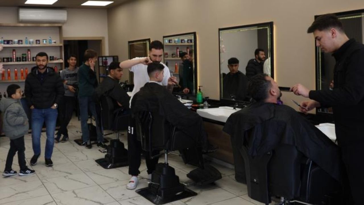 Diyarbakır’da bir bayram klasiği; Berberler randevulu sisteme geçti