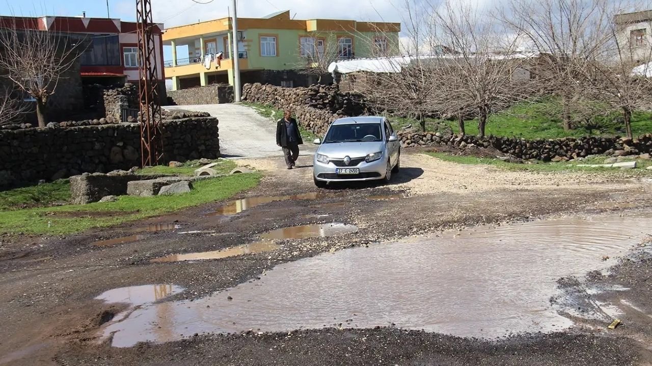 Diyarbakır’da öğrencilerin yol çilesi