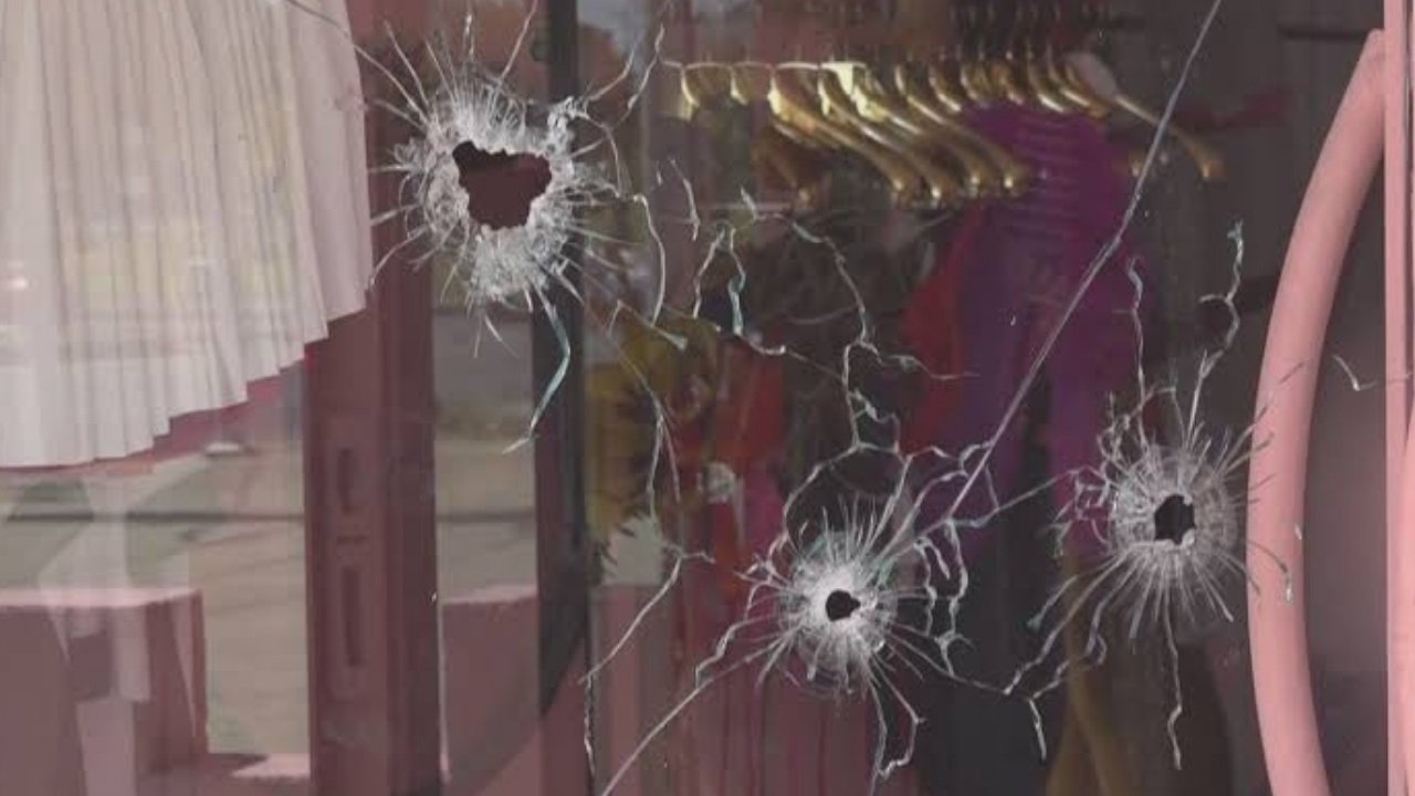 Diyarbakır’da dehşete düşüren tablo; Bir ayda 30 iş yeri kurşunlandı!