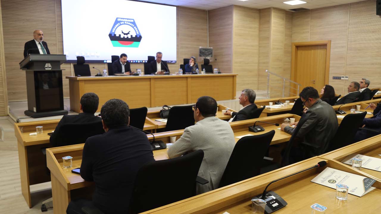 DTSO Başkanı Kaya'dan 'normalleşme' vurgusu:  Kalıcı barış için çerçeve yasa şart!