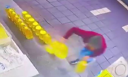 Diyarbakır’da "Yağ" Hırsızlığı: 3 Tenekeyi Alıp Kayıplara Karıştı