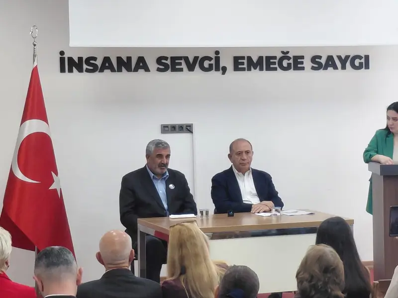 Rojin Kabaiş’in babası Gürsel Tekin ile buluştu