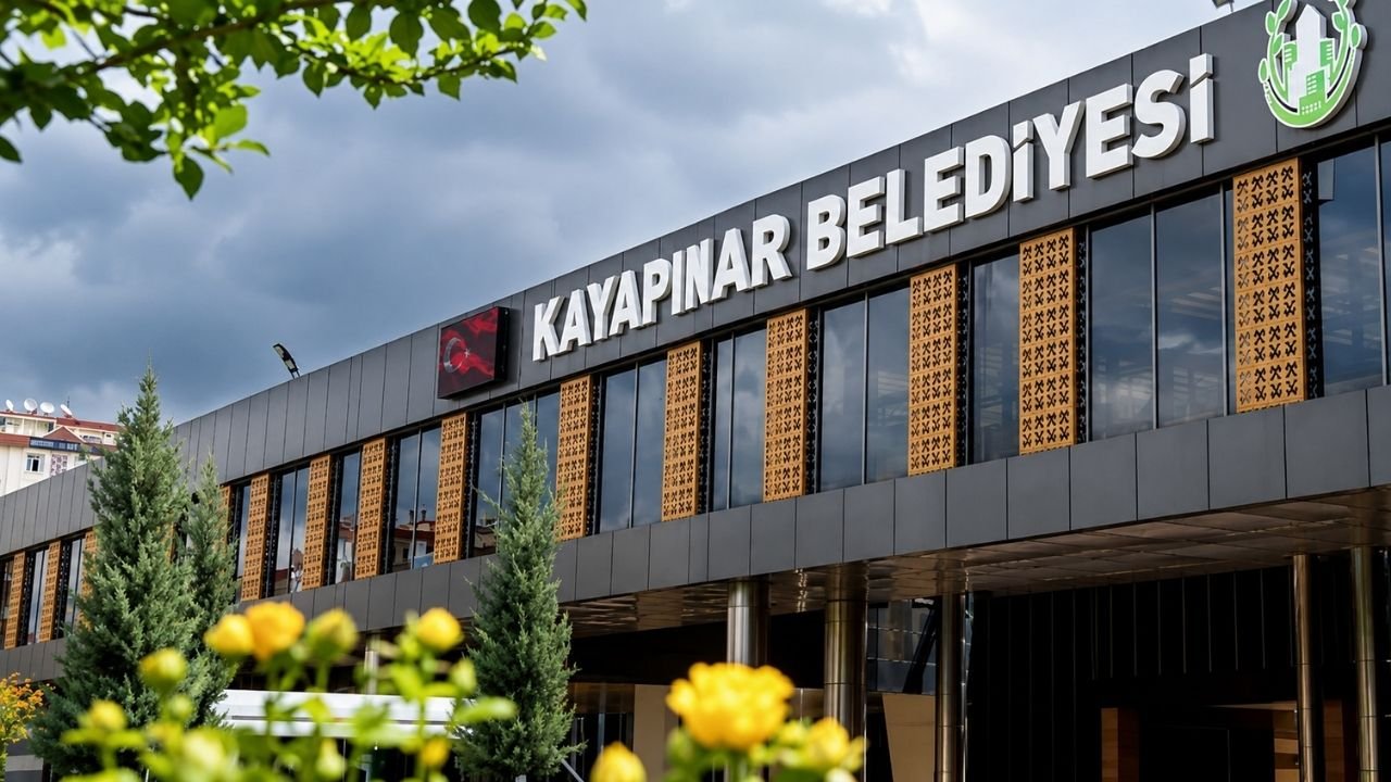 Rahmi Koç’a tepki: Diyarbakır Kayapınar Belediyesi araç alımını iptal etti