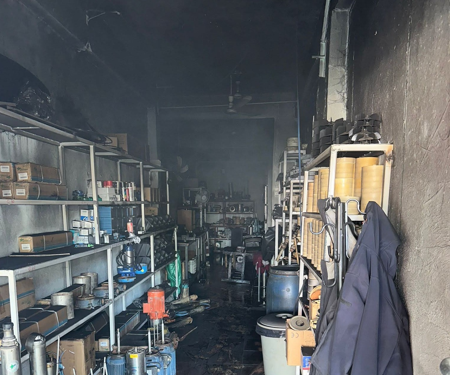 Diyarbakır’da korkutan yangın: Oto tamircisi kül o