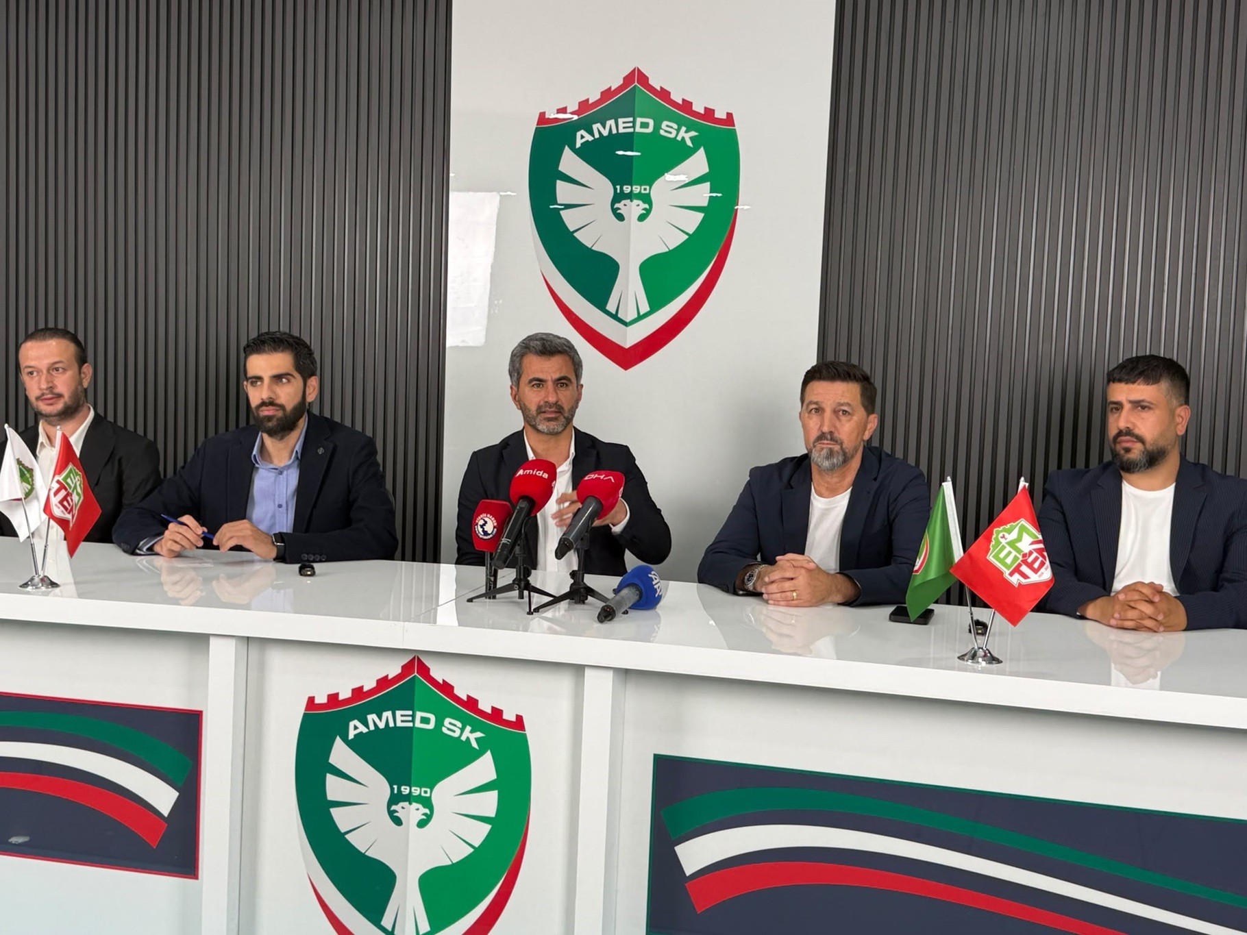 Süper Lig’in Yeni Ekibi Amedspor Hocasını Buldu!
