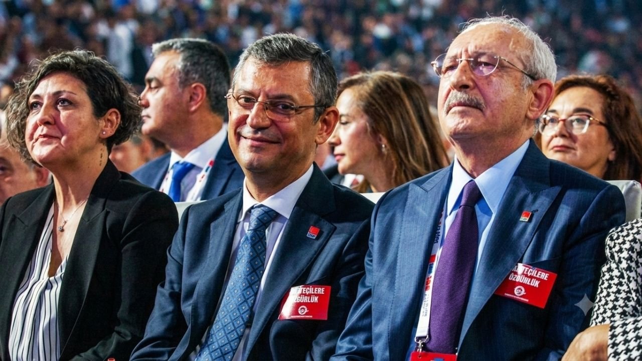 CHP’de tarihi yol ayrımı: Özgür Özel ve ekibinden  ‘Yeni Parti’ planı