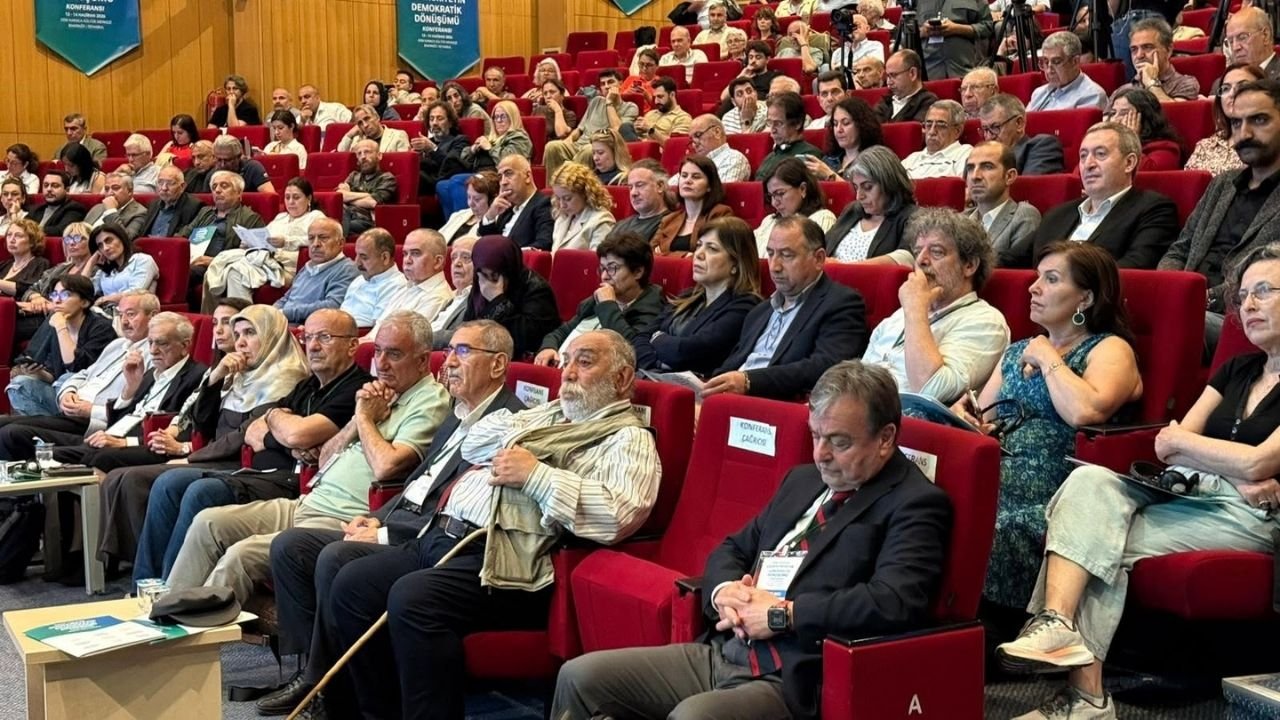 Demokratik Dönüşüm Konferansı; Türmen ve Kışanak’tan 'Tek Adam' ve 'Kürt Meselesi' vurgusu