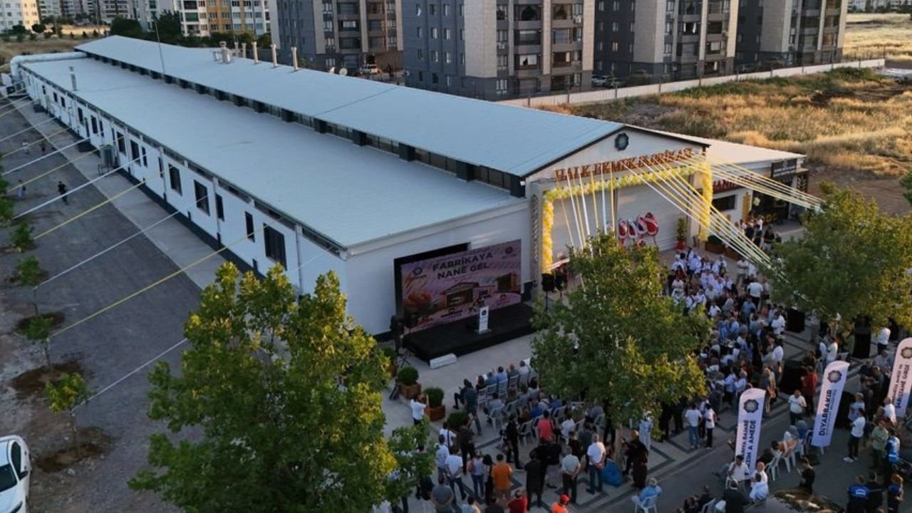 Diyarbakır Halk Ekmek Fabrikası açıldı