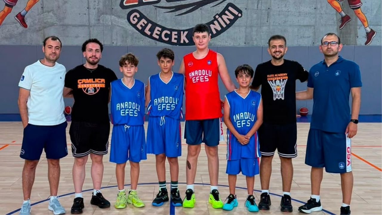 Çamlıca Basketbol'dan altyapı başarısı: Anadolu Efes ve üç kulüpten davet