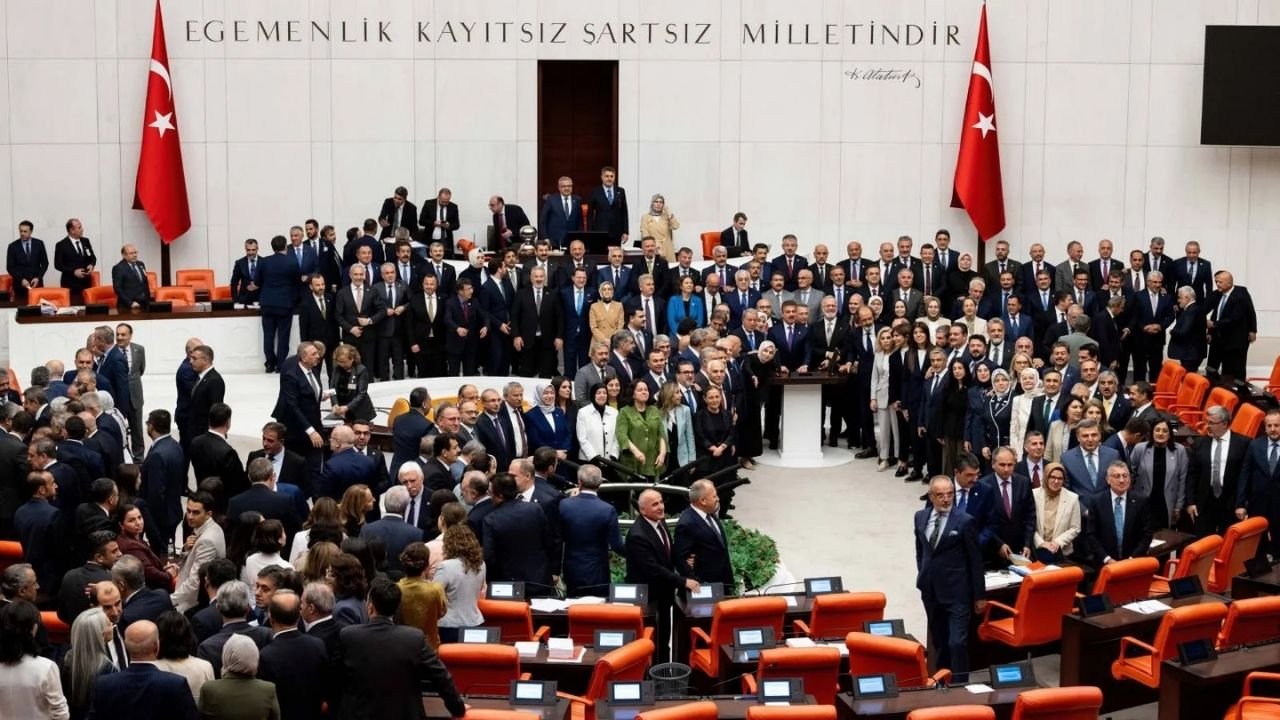 Çerçeve yasa Resmi Gazete’de yayınlandı; Gözler 24 Ağustos’ta