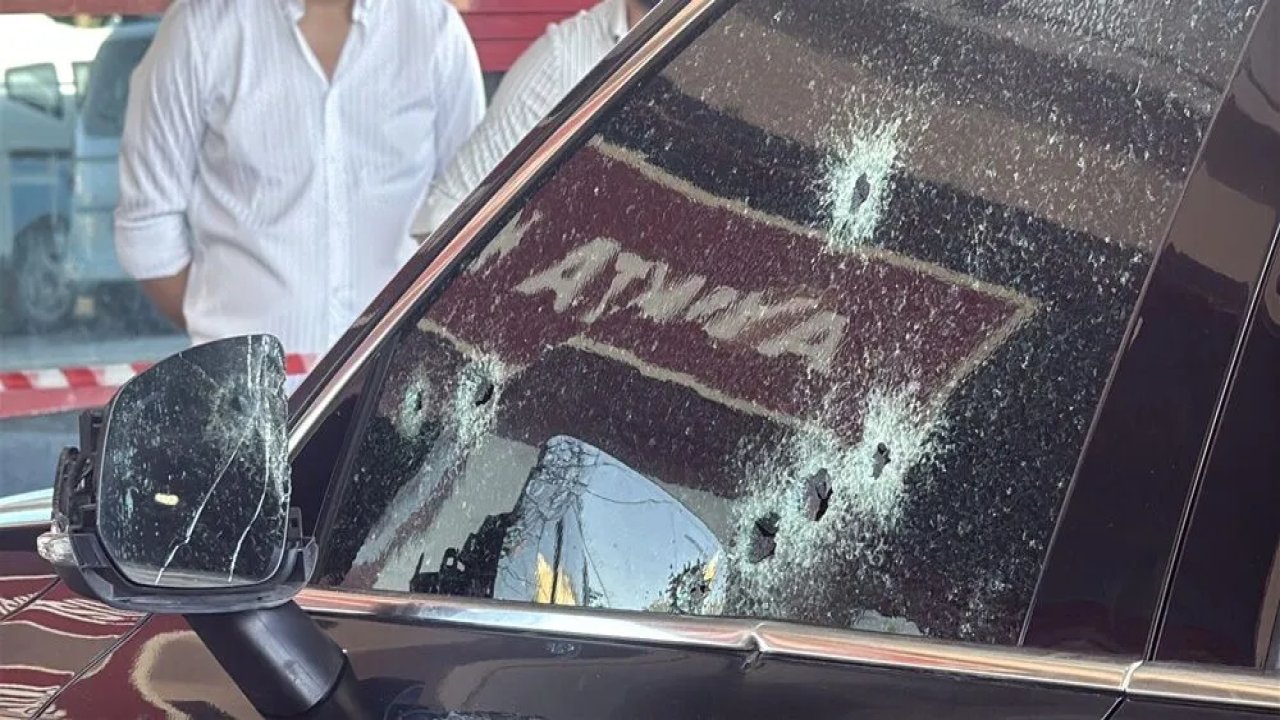 Diyarbakır’da trafik ışığında duran otomobile silahlı saldırı; Yaralılar var