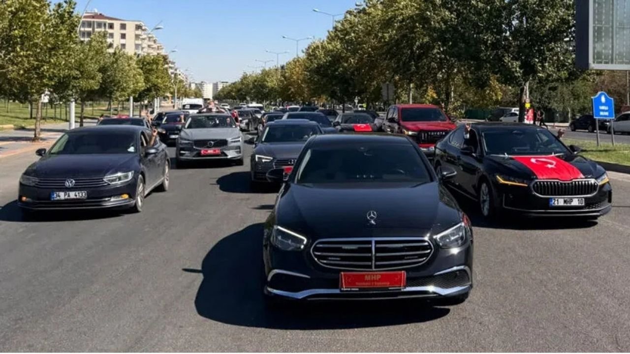MHP’den Diyarbakır’da ilginç konvoy; Bahçeli’nin hayır duasını aldık