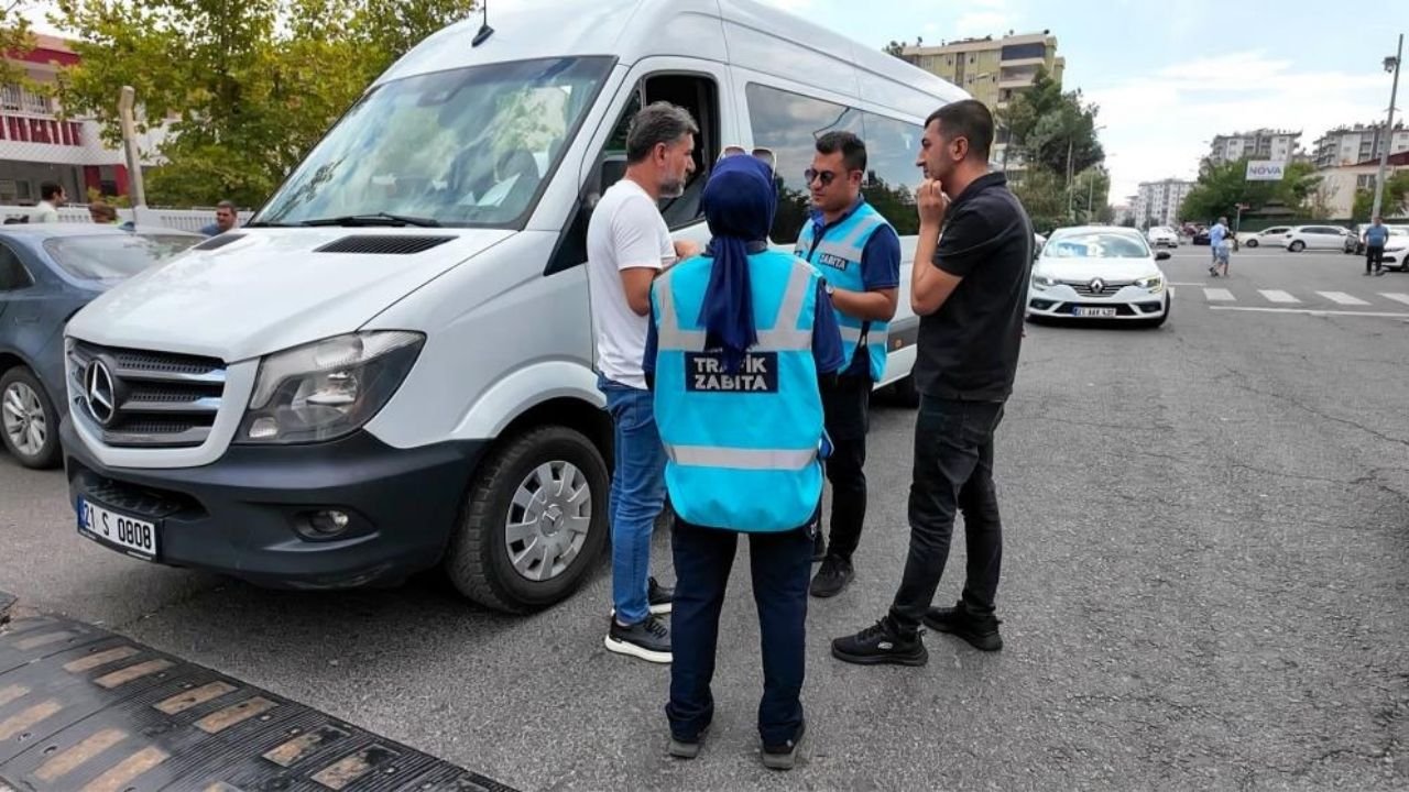 Diyarbakır Büyükşehir Belediyesi’nden okul servislerine kapsamlı denetim