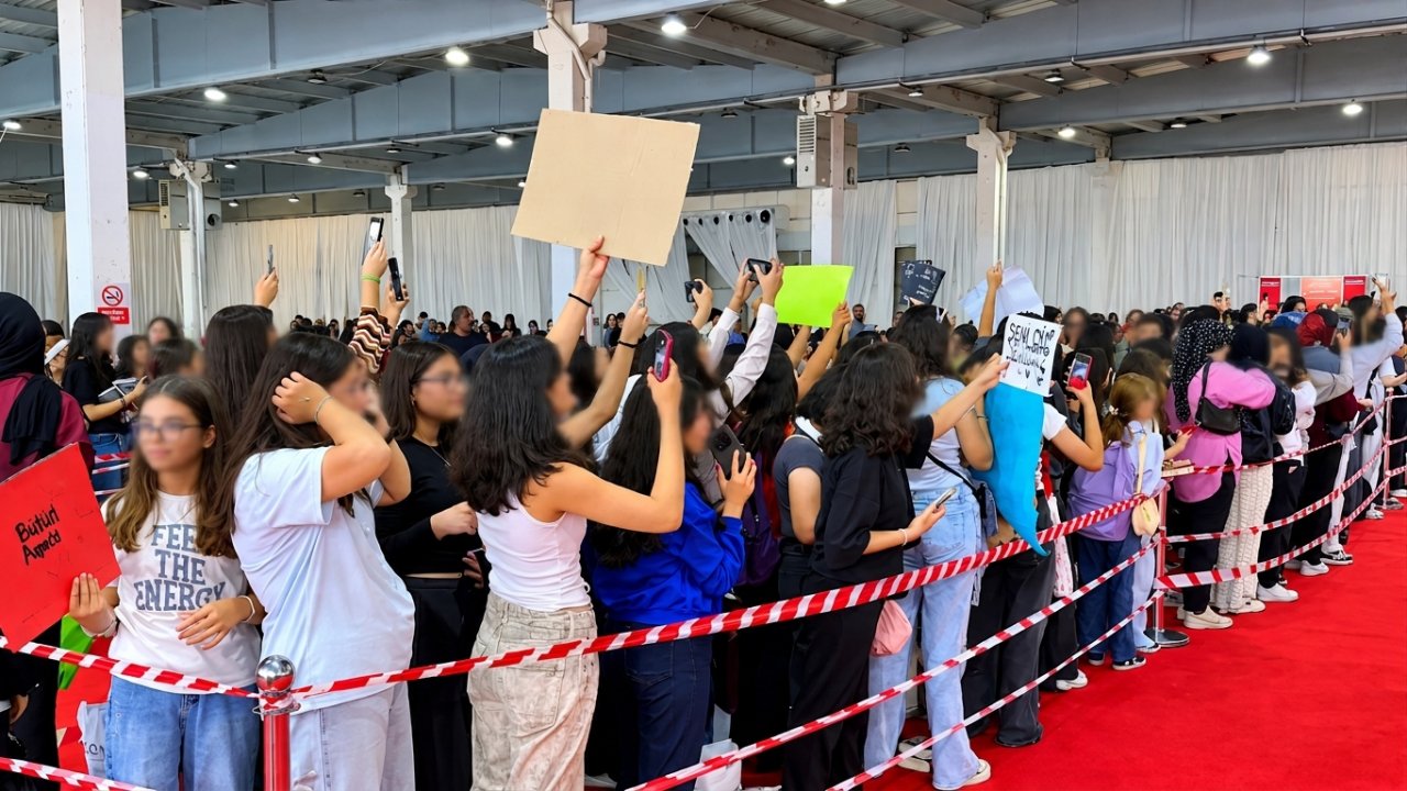 Diyarbakır Kitap Fuarı'nda endişelendiren imza kuyruğu: Metrelerce süren kuyruğun arkasındaki tehlike